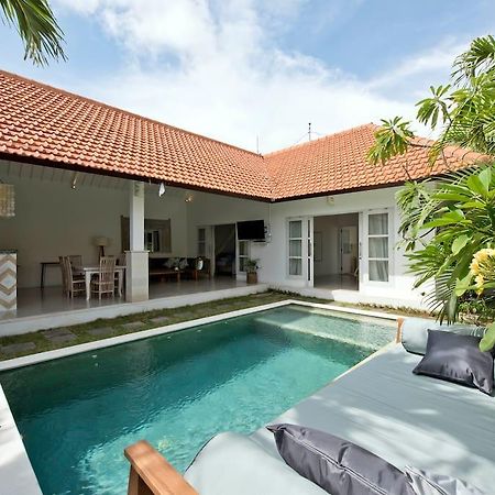 Villa Niluh チャングー エクステリア 写真